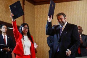 Venezuela propone a Timoteo Zambrano como embajador en España