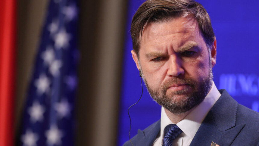 Zelenski responde a fin de ayuda militar de EE UU a Ucrania