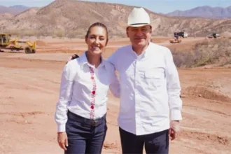 Sheinbaum supervisa obras y programas sociales en Sonora