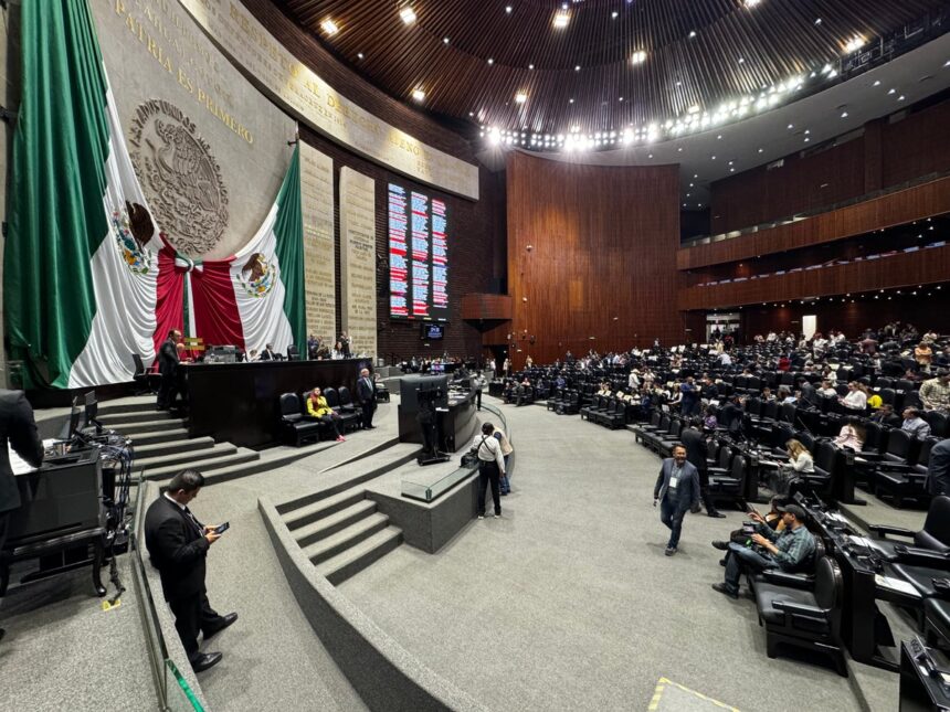 Sheinbaum y diputados de Morena afinan agenda legislativa 2026