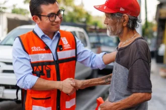 Félix Arratia refuerza programas sociales en Nuevo León