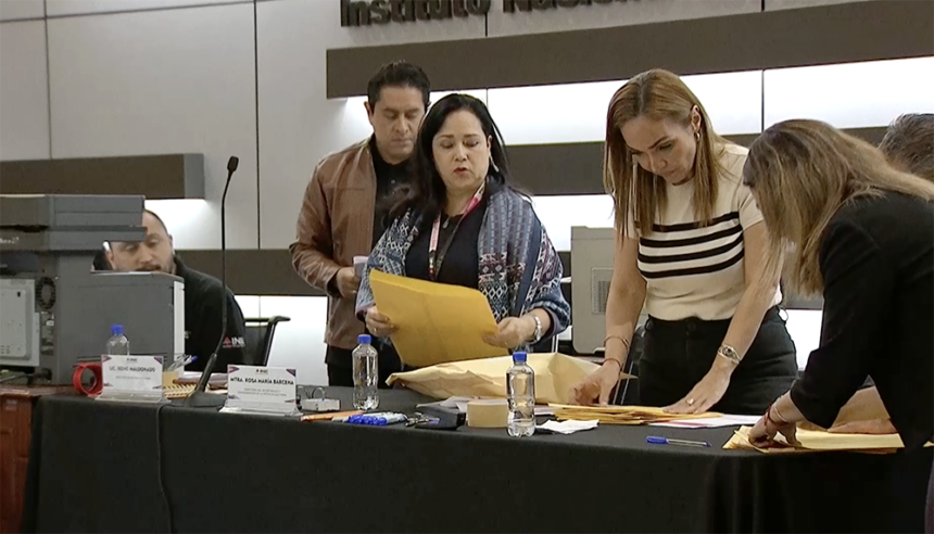 INE aprueba voto anticipado por internet en Coahuila 2026