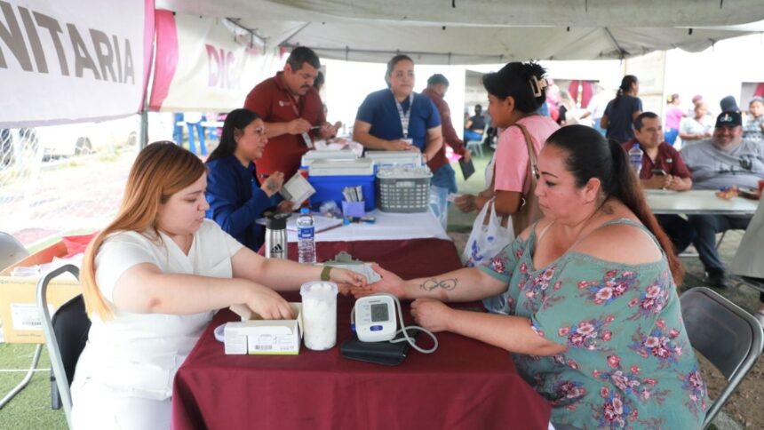 Gobierno de Nuevo Laredo acerca servicios a colonias Voluntad y Trabajo