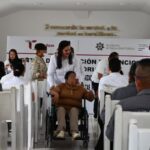 DIF Tamaulipas entrega silla de ruedas a adulta mayor en CEDES