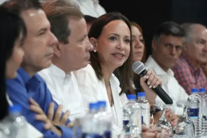 Manifiesto de Panamá plantea negociación para elecciones libres en Venezuela