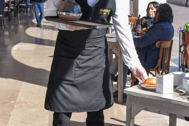 Alcalde de El Carmen pide disculpas al mesero agredido en taquería