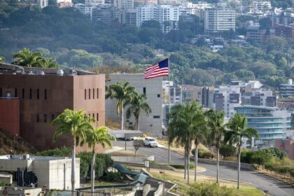 EEUU levanta sanciones a Venezuela para agilizar ayuda tras sismos