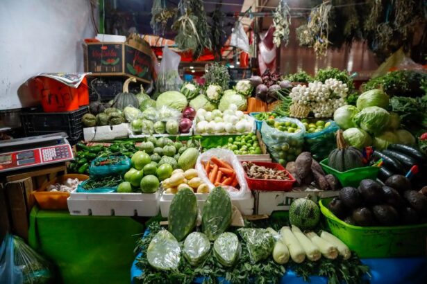 Salario mínimo en Puebla no cubre canasta básica urbana: UPAEP