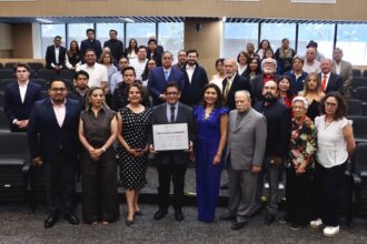 Congreso de Puebla honra legado humanitario de Gilberto Bosques