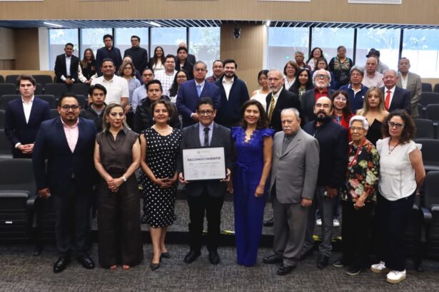 Congreso de Puebla honra legado humanitario de Gilberto Bosques