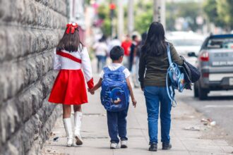 Morena propone regular Ley Mochila contra narcomenudeo en Puebla