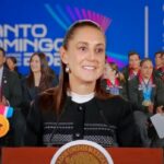 Sheinbaum otorga premio económico a atletas tras récord en JJCC