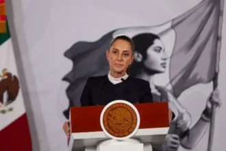 Sheinbaum propone prohibir doble nacionalidad para presidenciables