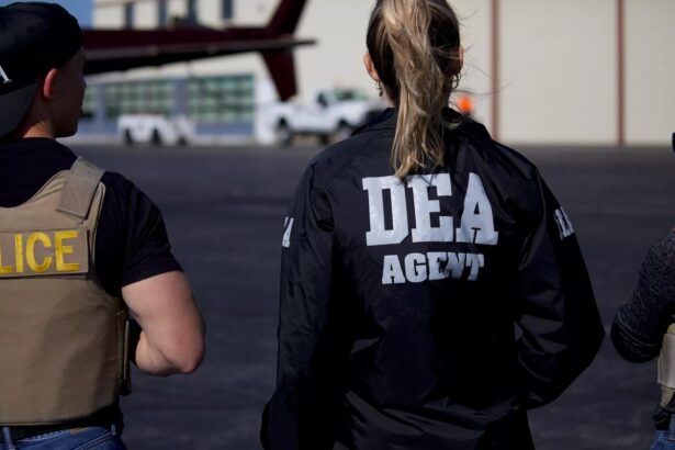 Sheinbaum critica posturas contradictorias de la DEA sobre México