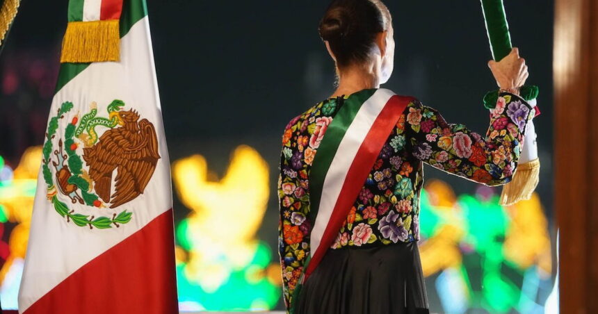 Sheinbaum impulsa moda mexicana y bordados artesanales en su vestir