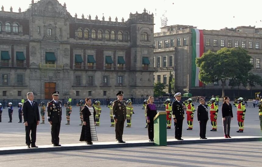 Sheinbaum honra a víctimas de sismos de 1985 y 2017 en CDMX