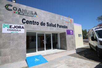 Coahuila analiza sumarse al sistema federal de salud