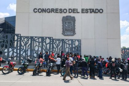 Puebla dialoga con motociclistas sobre iniciativa “Ley Casco”