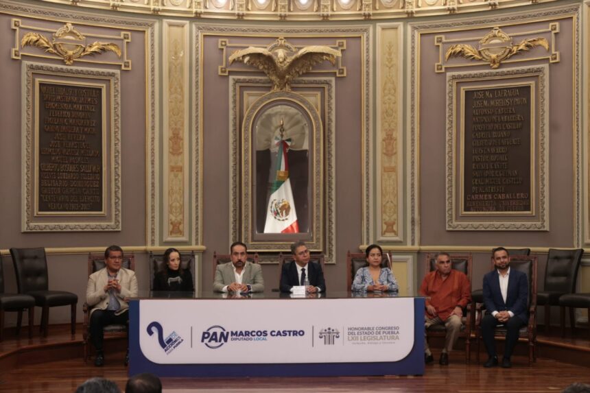 Marcos Castro rinde informe con avances en seguridad y bienestar en Puebla