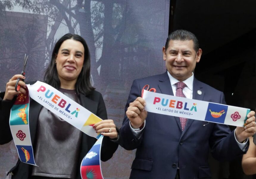 Puebla impulsa turismo y artesanías en feria Punto México