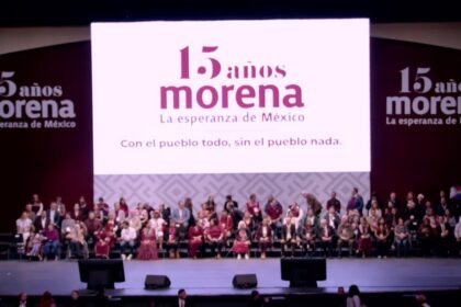 Morena celebra 15 años con 16 gobernadores en el Auditorio Nacional