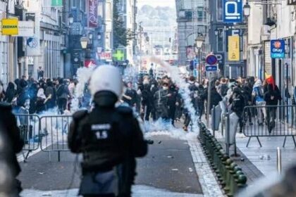 Estudiantes francófonos en Bélgica protestan por alza de matrícula