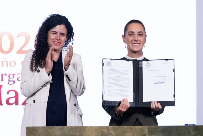 Sheinbaum decreta protección digital para menores en México