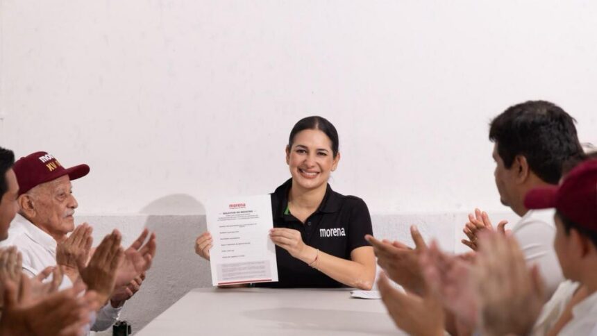Estefanía Mercado formaliza aspiración a liderar Morena en Playa del Carmen