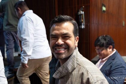 Álvarez Máynez propone 8,500 mdp para crisis hídrica en Jalisco